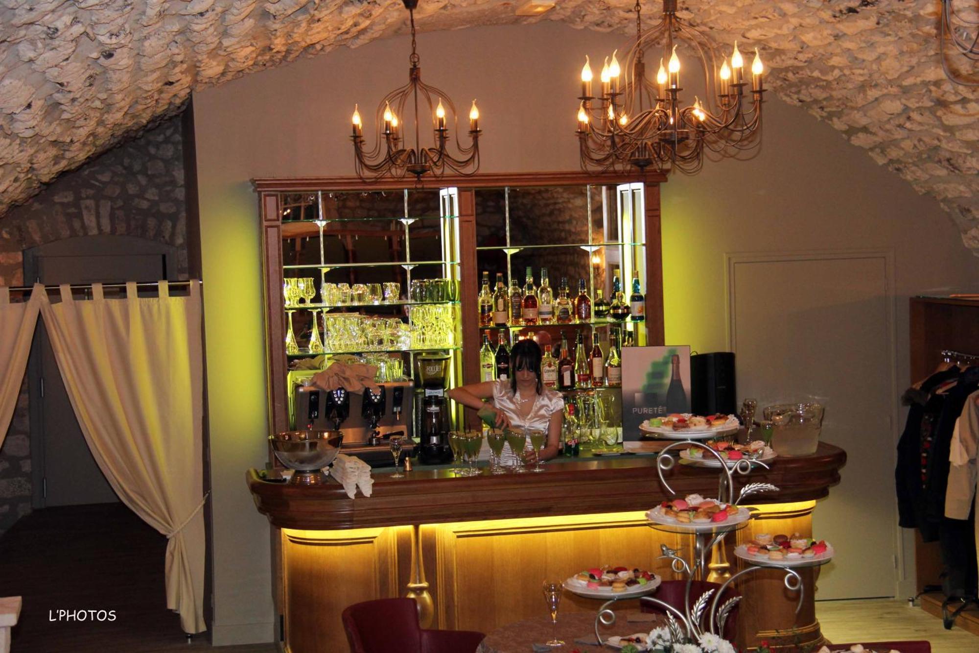 Logis Hotel Le Relais Louis XI مانج سور لوار المظهر الخارجي الصورة