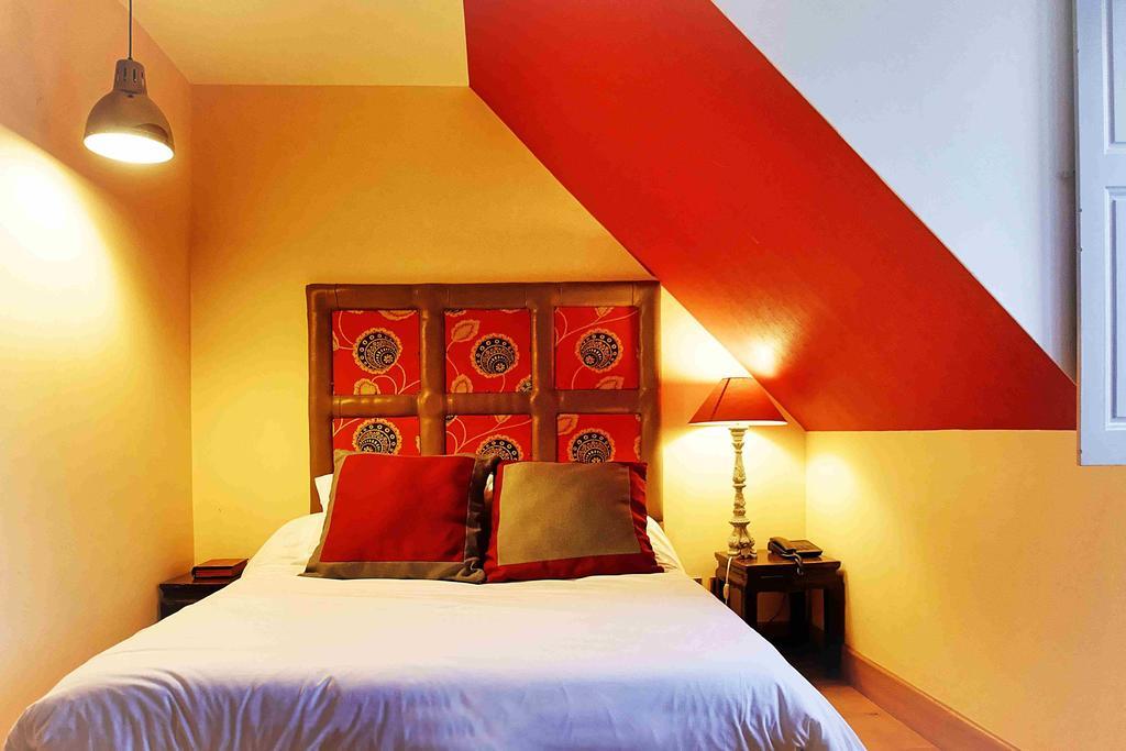 Logis Hotel Le Relais Louis XI مانج سور لوار المظهر الخارجي الصورة