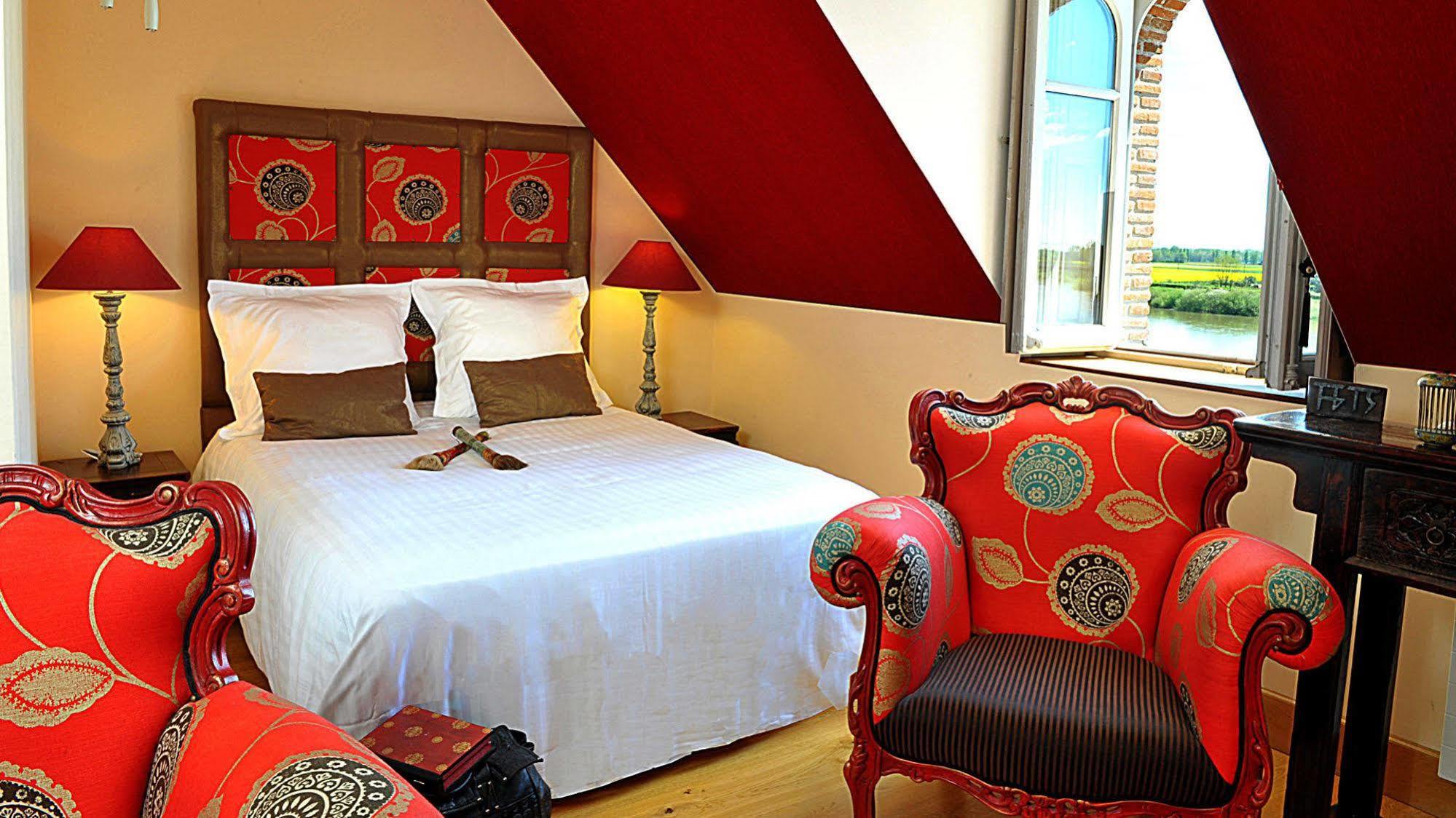 Logis Hotel Le Relais Louis XI مانج سور لوار المظهر الخارجي الصورة