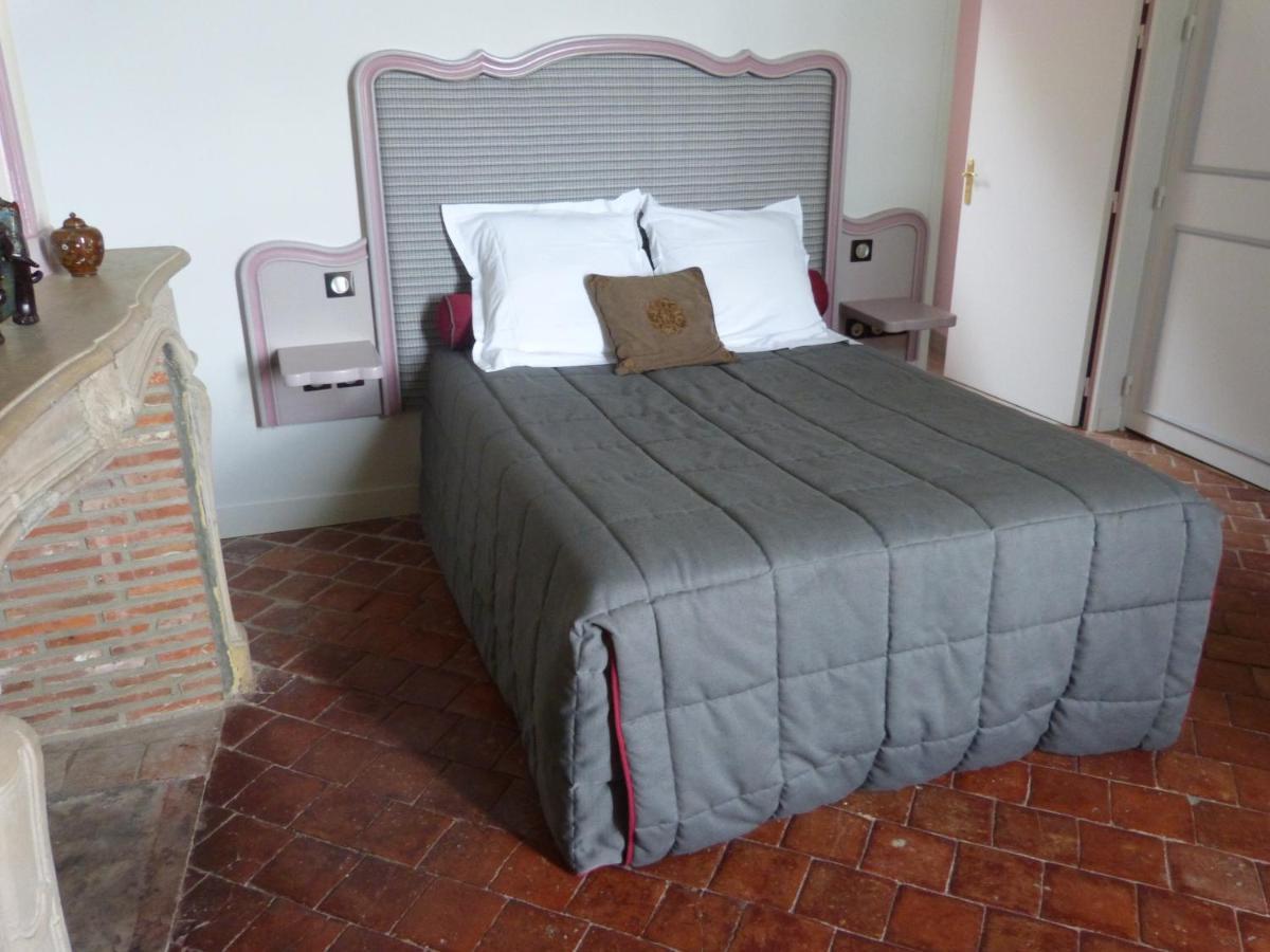 Logis Hotel Le Relais Louis XI مانج سور لوار المظهر الخارجي الصورة